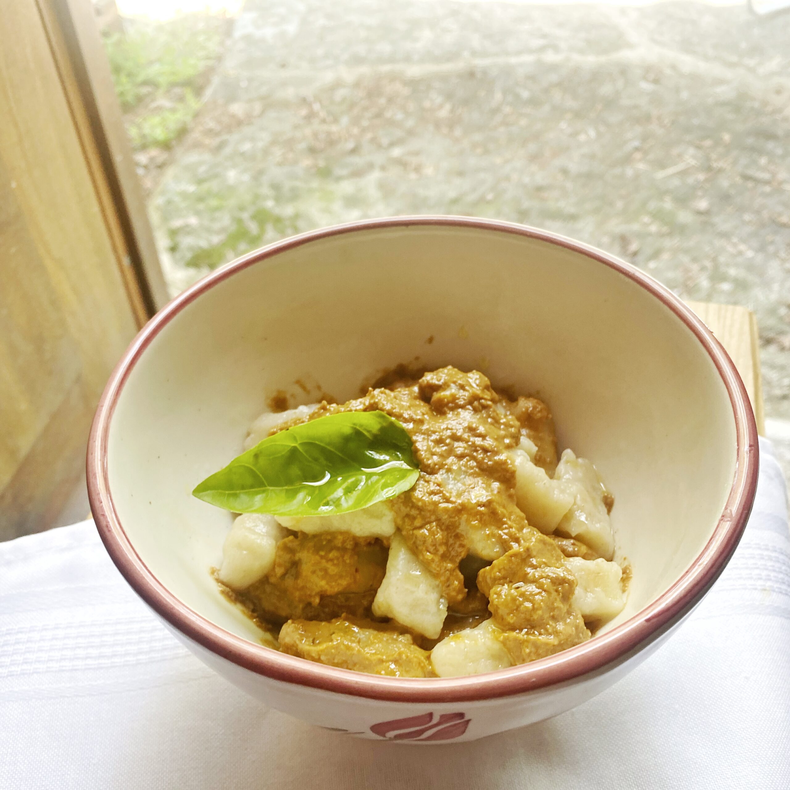 Vegan Gnocchi al Pesto Rosso