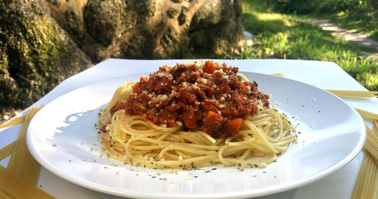 Easypeasy Vegan Spaghetti Bolognese (onion-, garlic-free)