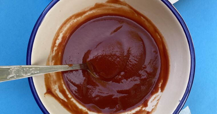 Easy Homemade Ketchup