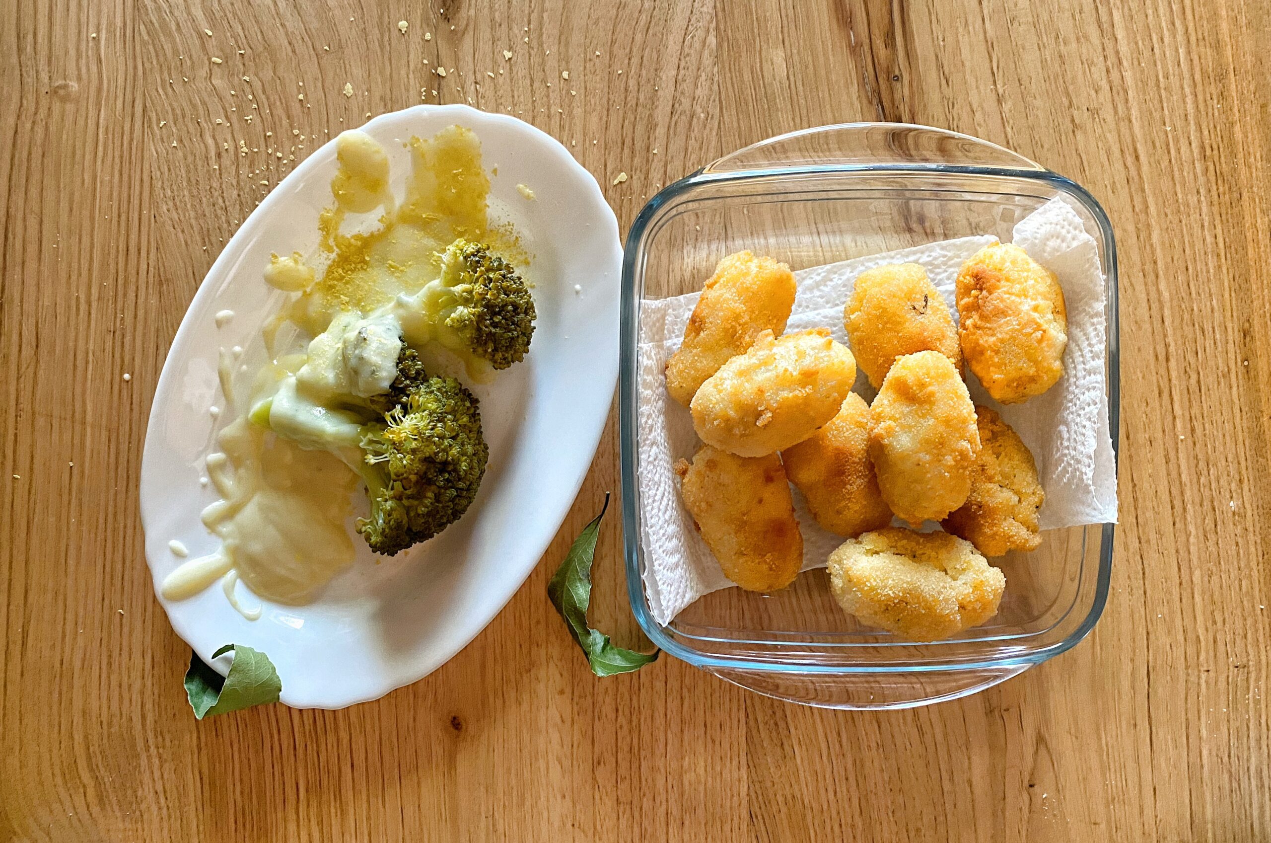 Miliepap croquettes, broccoli and white sauce (vegan)