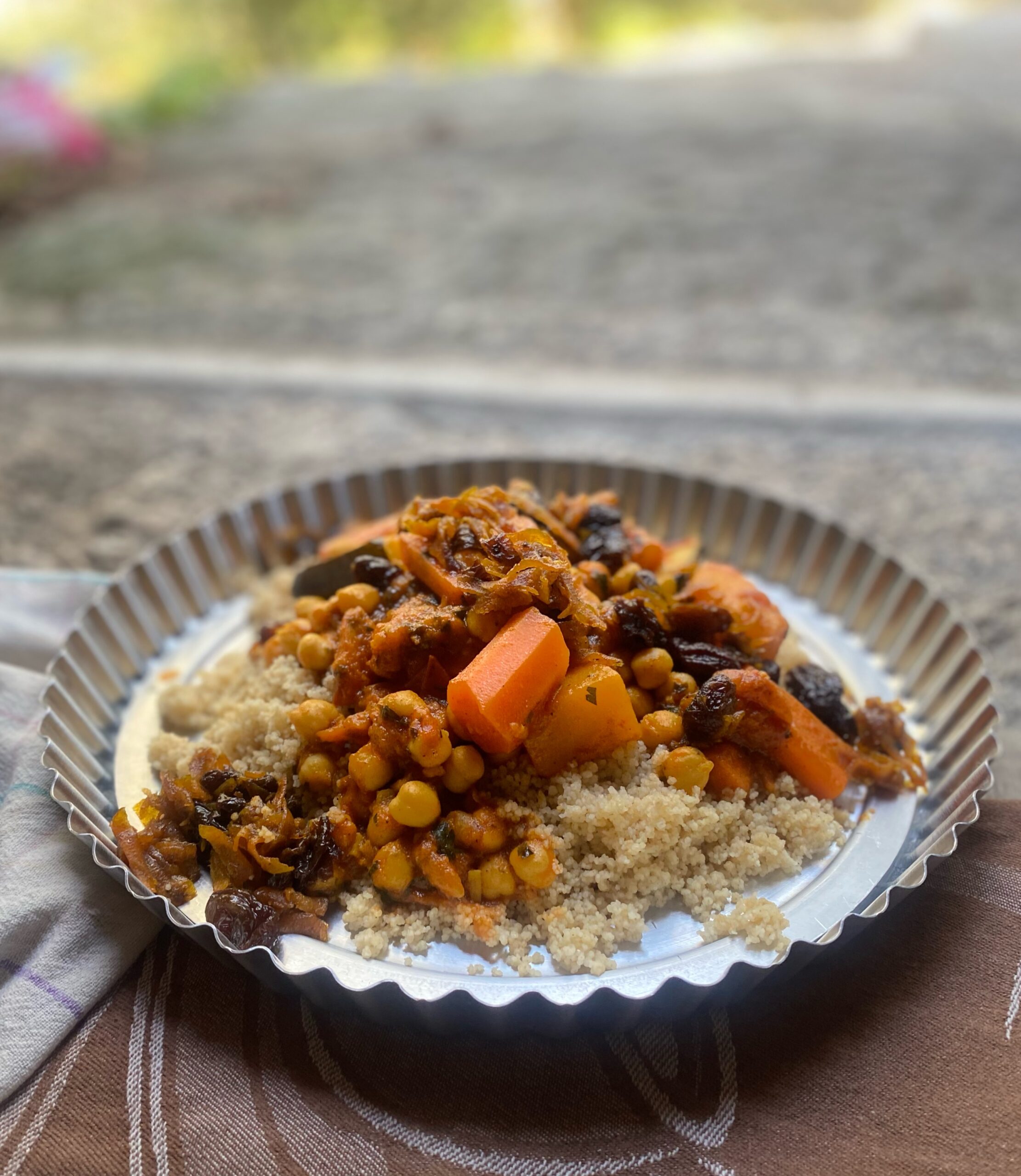 Maroccan Vegetable Couscous with Carrot-Tfaya (no onions)